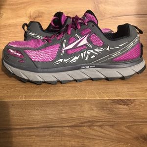 Altra Lone Peak 3.5 Women’s size 7